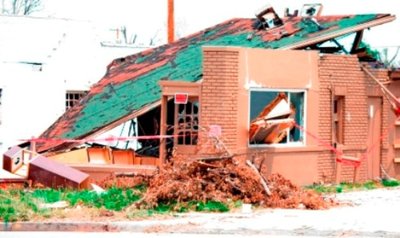 Jewelry store tornado.jpg