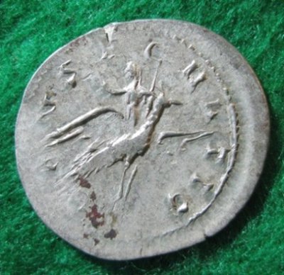 RIC 6 Antoninian, Rom (2).JPG