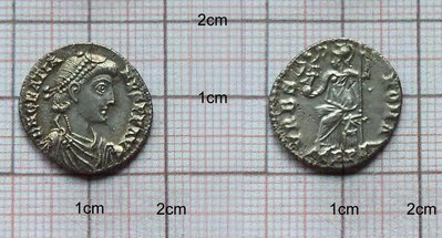 Gratianus-Siliqua-TREVERI-VRBSROMA-RIC27c.jpg