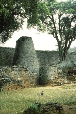 Great Zimbabwe 2.jpg