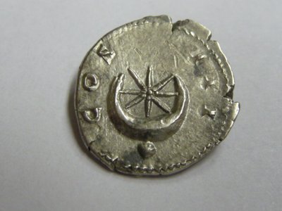Hadrian gereinigt 015.jpg