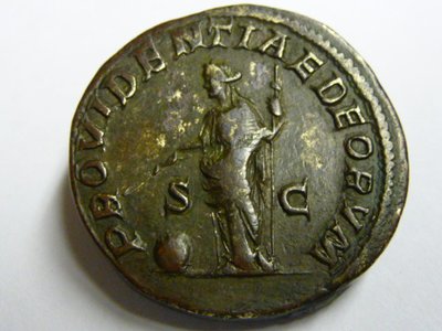 Caracalla Sesterz 015.jpg