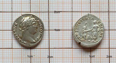 Hadrianus-Denar-RESTAFRICAE-RIC322.jpg