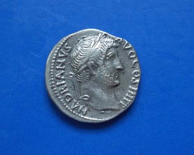 Hadrian denar Imitation Av.jpg